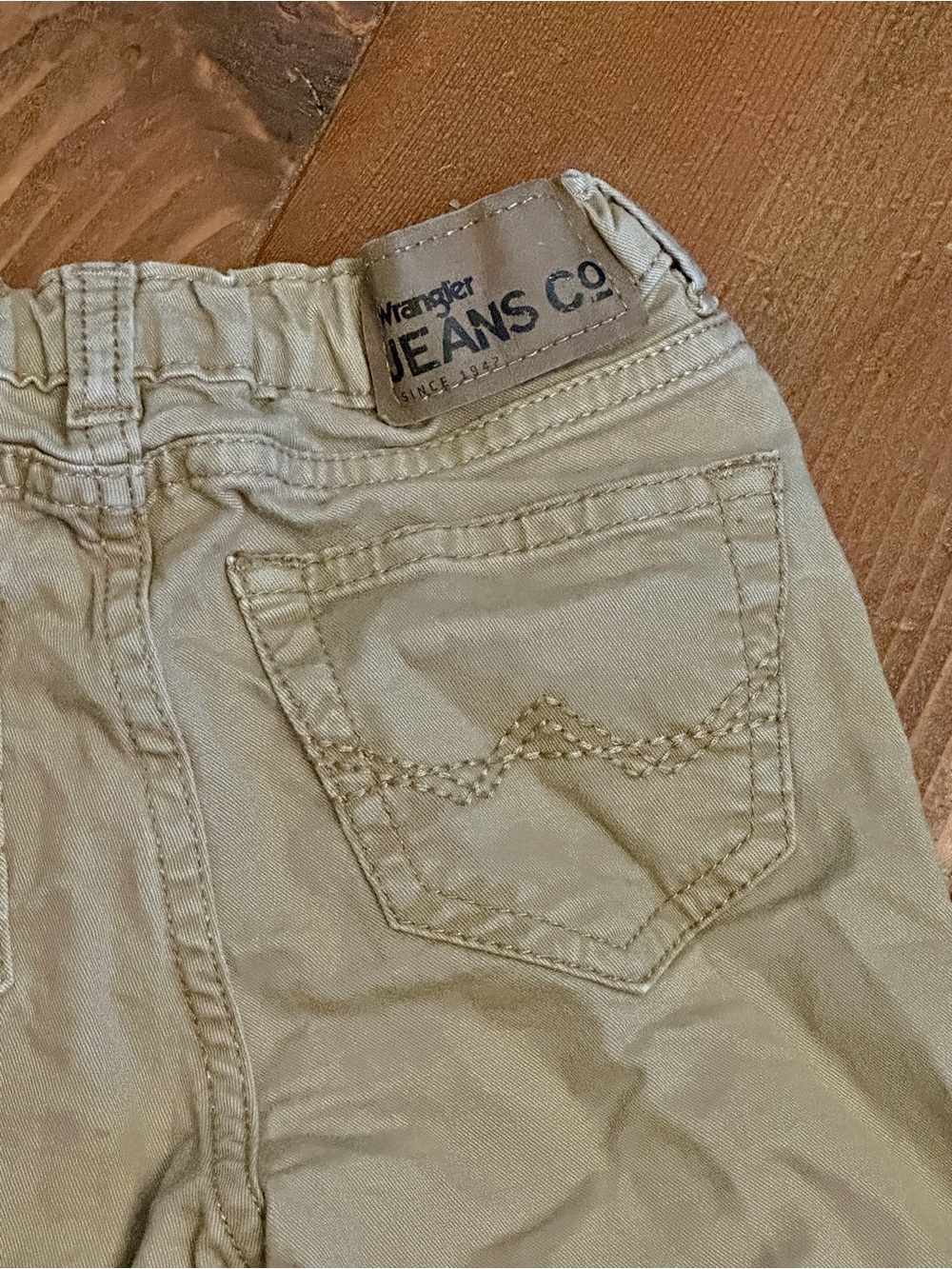 Wrangler Kids Beige Jeans - Picture 2 of 4